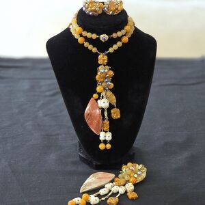 VTG Orange Art Glass Shell AB Aurora Borealis Necklace Earrings Brooch Set Boho